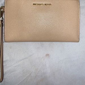 Michael Kors Wristlet Wallet